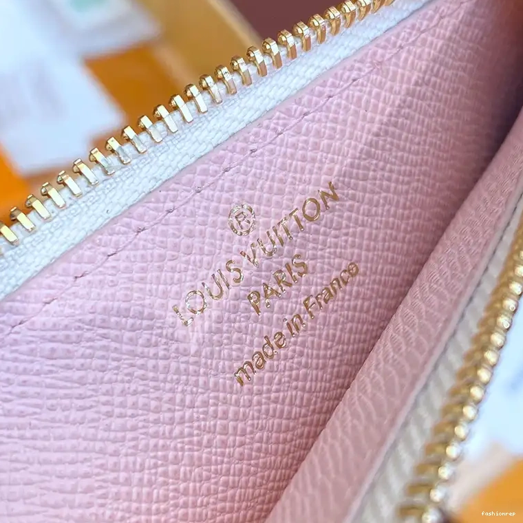 Fashionrepsfam ru LV Bags 2404YA0148 0823